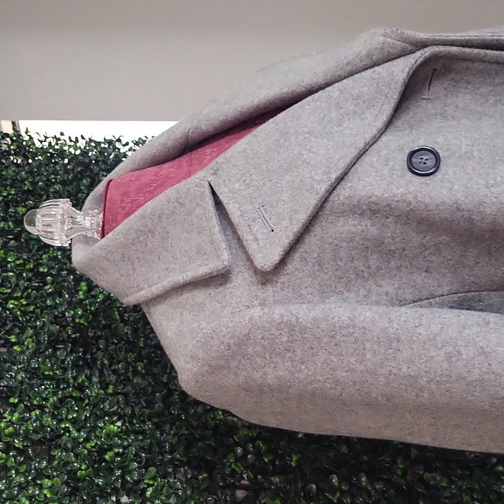 Old Navy Light Gray Jacket - Picture 6 of 6